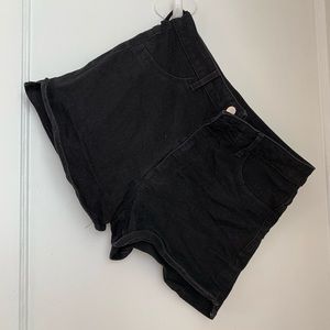 H&M black stretch shorts size 8